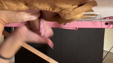 testing out the homemade milking table 😈