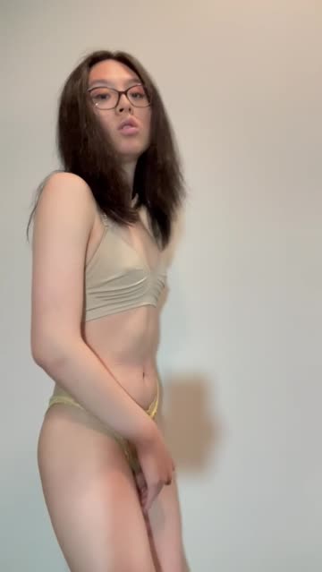 is it small enough for you? 🥺💕