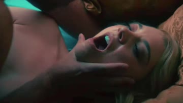 natalie dormer's iconic sex scene but only showing her.