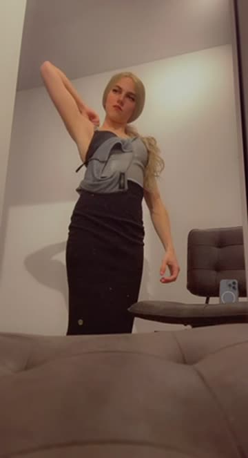 with or without the dress? 😏👯‍♀️🥰