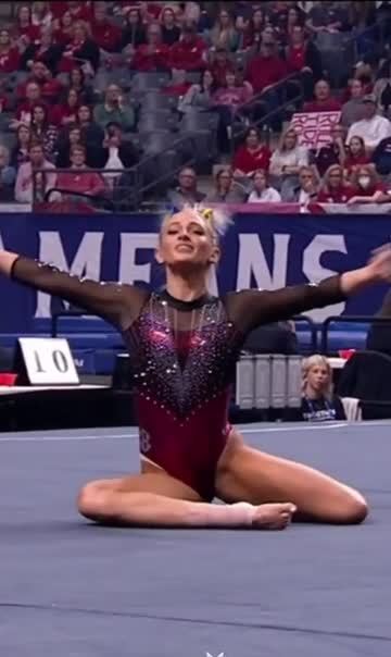 college gymnasstics