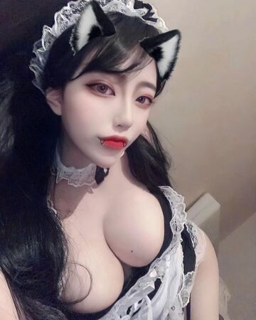 👀