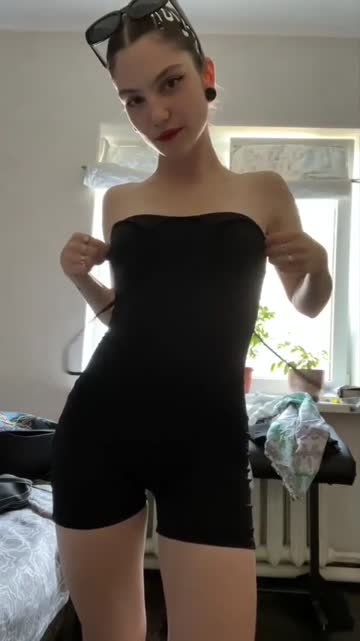 would you fuck a 18 year old goth?