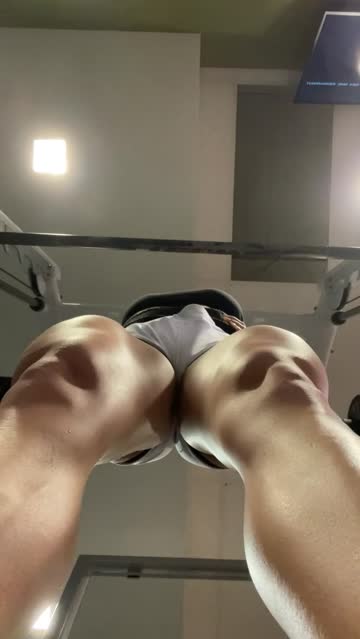 would you wanna stand under me while i squat at the gym?