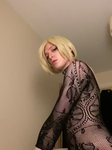 just need you out of frame to bounce on 😘💋