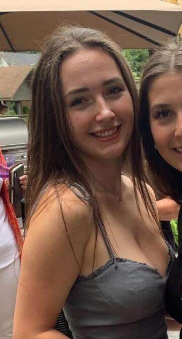 sister 18 y/o love her boobs