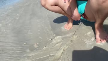beach pee