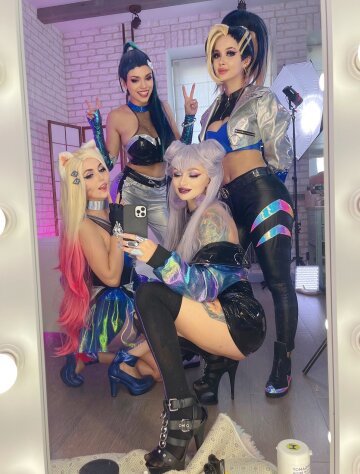 ahri by sia siberia, evelynn by leah meow, kaisa by octokuro, akali by purple bitch from league of legends