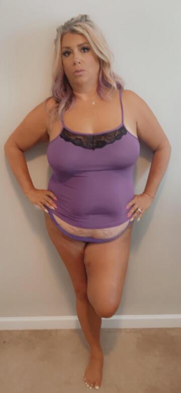 hey y’all! 43 milf, have i told you purple is my favorite color???😈🥰😘