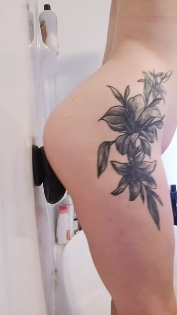 shower walls are useful.🧼