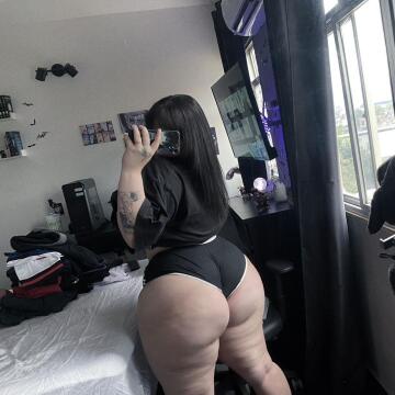 my big ass is starving for a big hard cock