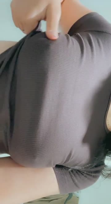 little reverse 🖤😈(f)