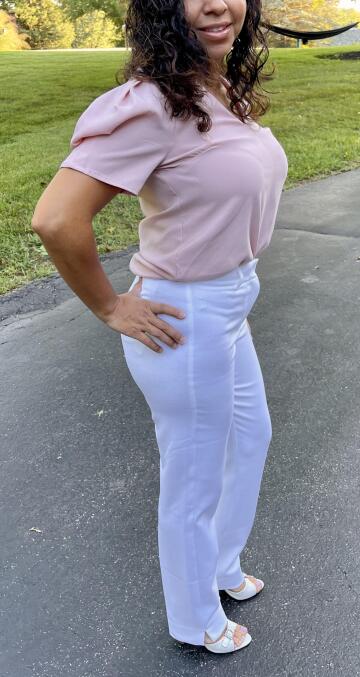 todays work outfit. 42f latina.