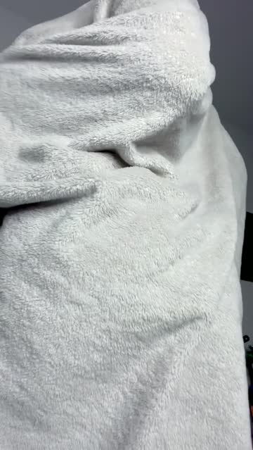 i know i'm not blessed up top, but just wait til i turn around