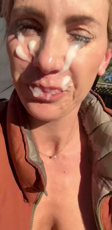 when i’m bored, i ask my neighbor to come over and facialize me ;)