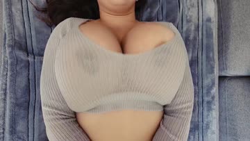 i love showing off my sweater puppies in this crop top. do you like it?