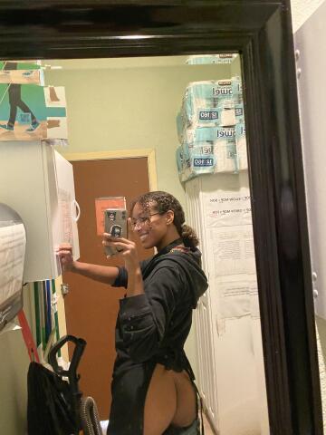 boss makes a dollar while i make a dime, that’s why i take nudes on company time