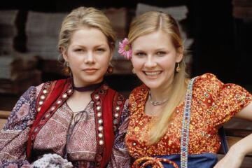 michelle williams with kirsten dunst : dick (1999)