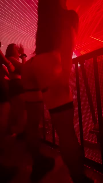 i love showing off my fuck me tits and shaking my ass for everyone at races