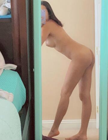 i got up this morning, did some stretches and exercise, and then took off all my clothes to say hi to you! ☀️💕☀️💕