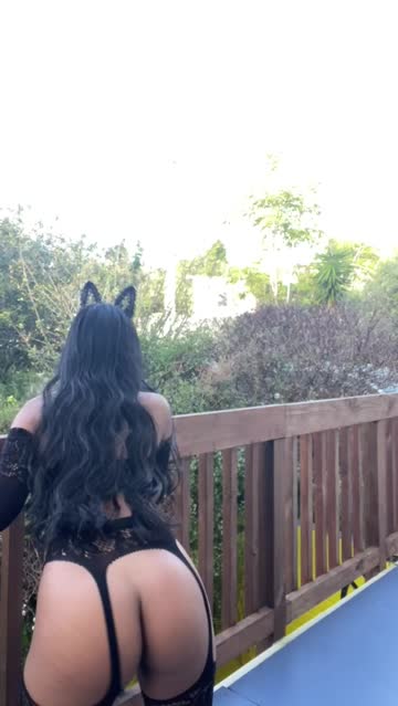 do you like petite indians twerking