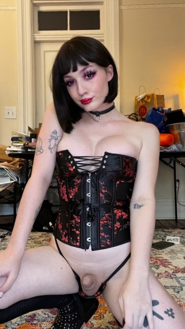 my tits barely fit in this corset!