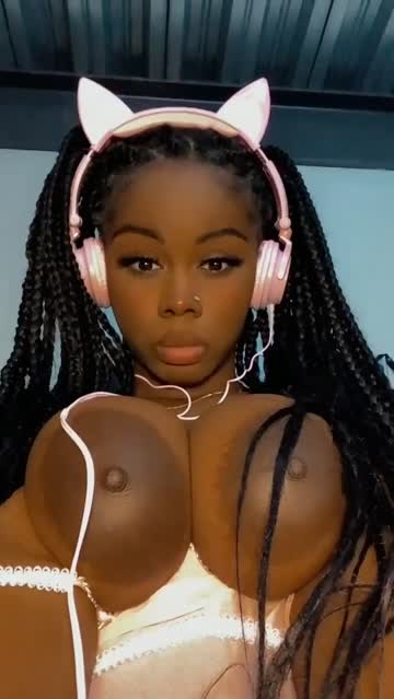 a piece of chocolate a day keeps the doctor away