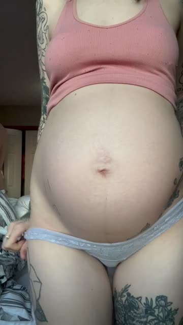 don't i look cute in pink...