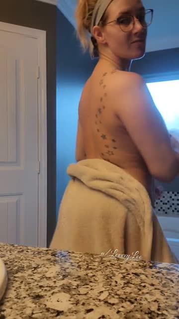 do natural mombods turn you on? (33/mom x1)