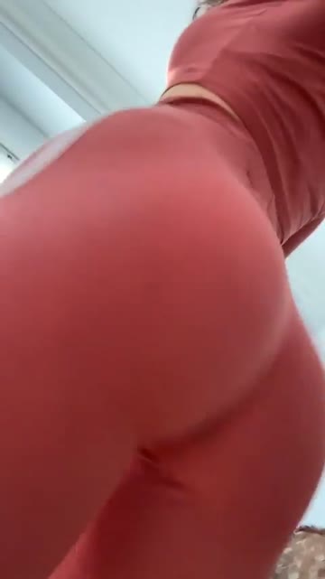 would you eat my ass at the gym?