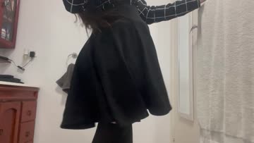 they look like leggings until i move hehe