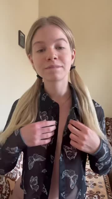 i hope you don't mind daddy if i don't wear a bra to college today