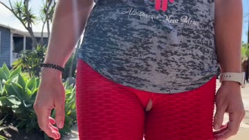 dared to walk around in public with a slit cut in my yoga pants. [f]