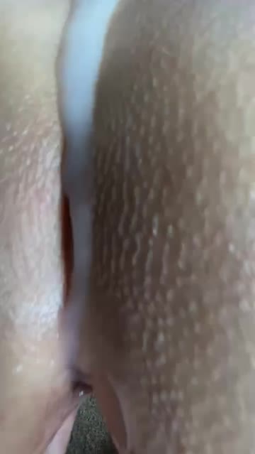 mommy loves getting her ass creampied