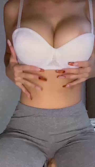 the perfect nips do exist [gif]