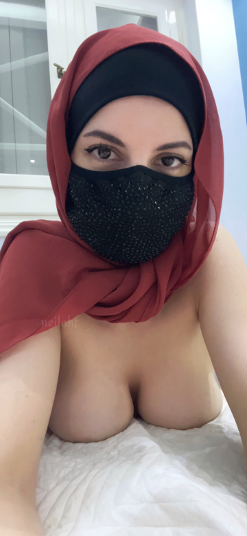 rate my arabic teen eyeliner