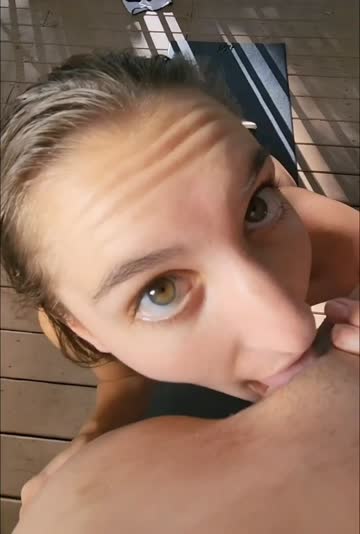 i love sucking on his balls