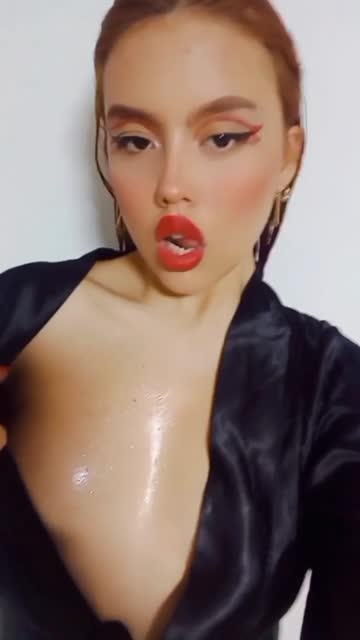 someone else in here who is horny all the time?