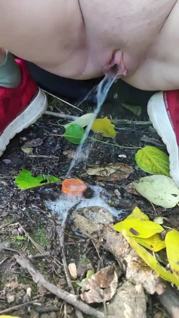 i want to try peeing on someone's face. does anybody want? :3