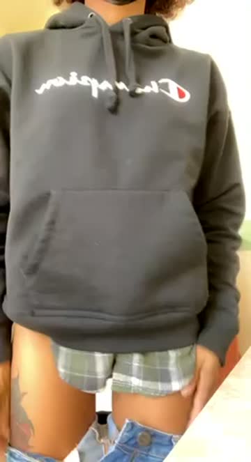 come on…i’m working here..