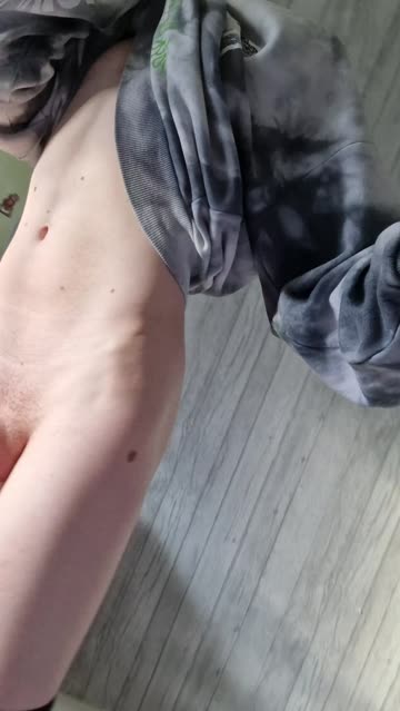 wanna be pinned down and ruined 🖤