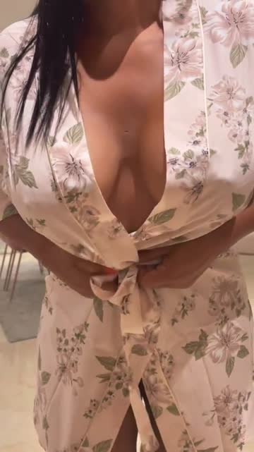 41yo, yay or nay ? (f)