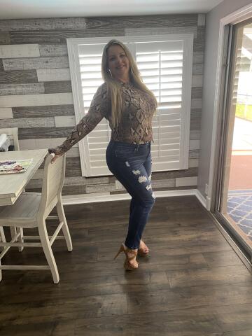 (f)50 feeling fabulous and loving life