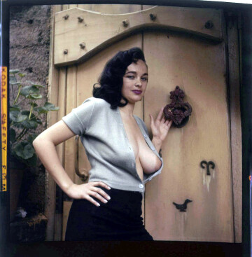 retro altboobworld : bonnie logan is impressed with the size of this knocker