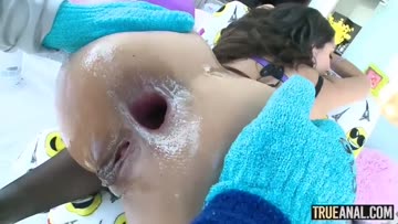 mysterious glove guy fuck her ass again