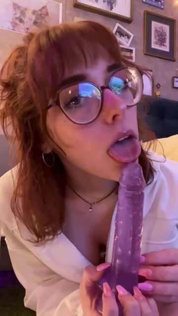 it’s a beautiful morning to have a dick in my mouth <3