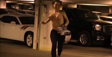 parking garage babe 😍