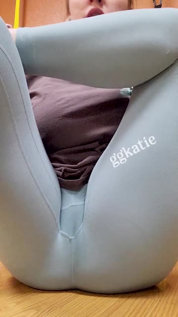 i get so wet and sweaty when i work out [f]