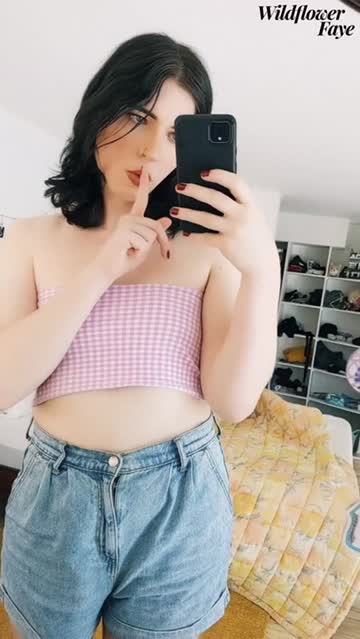 wildflowerfaye revealing her monster!