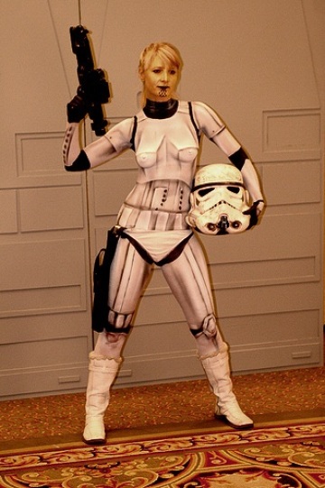 bodypaint stormtrooper